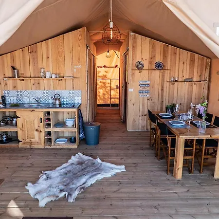 Safari Tent With Private Pool In Albufeira بيت للعطل باديرن