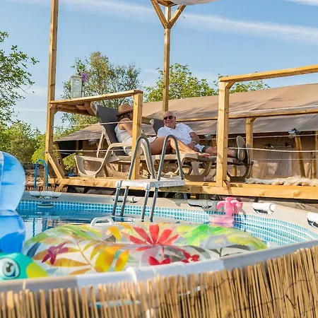 Safari Tent With Private Pool In Albufeira بيت للعطل باديرن