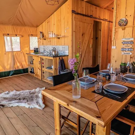 Safari Tent With Private Pool In Albufeira